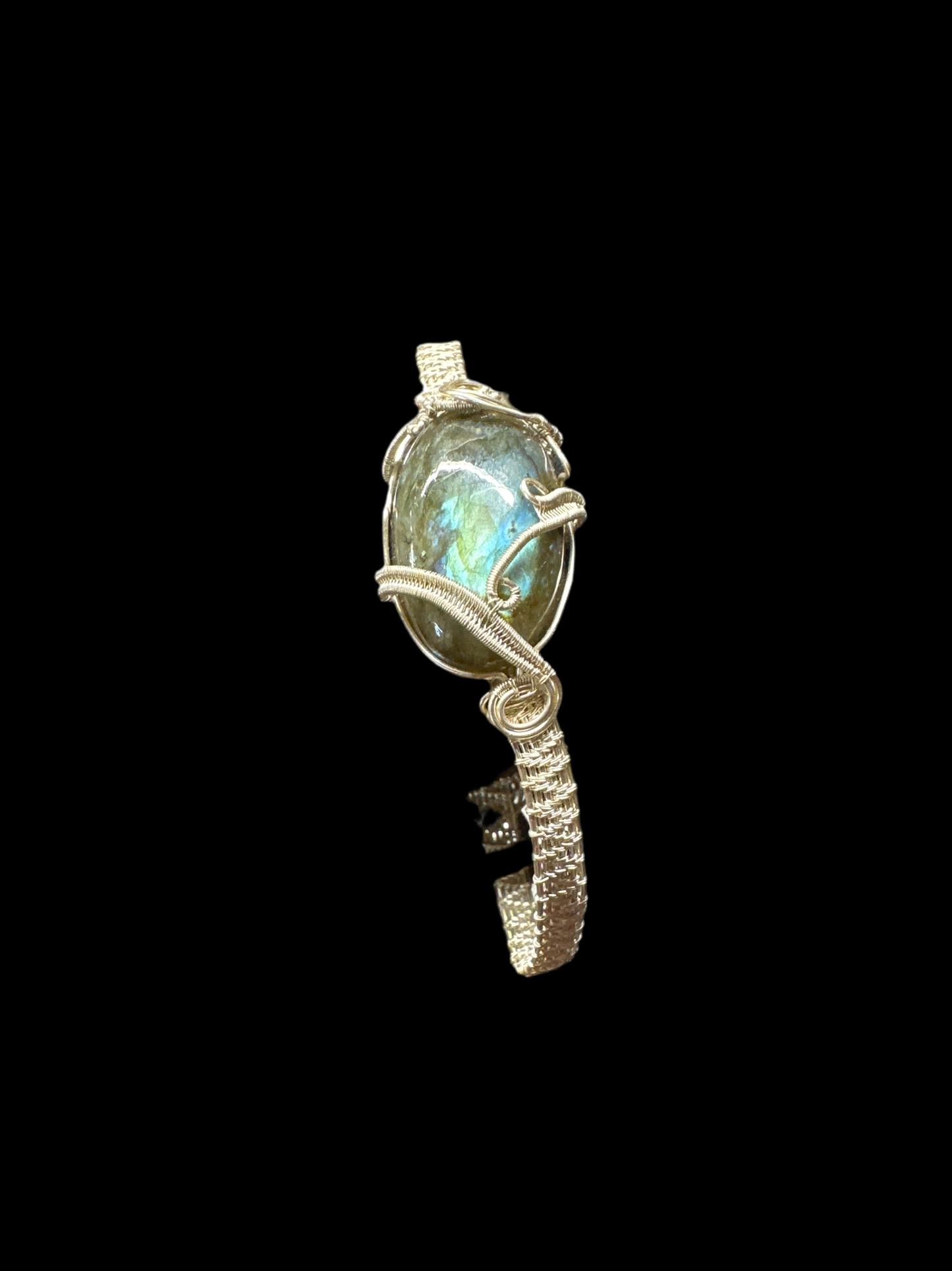 Handcrafted Labradorite Wire-Wrapped Bracelet